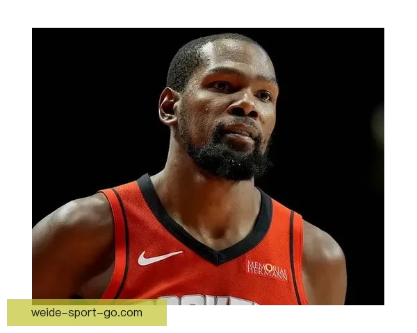 杜兰特谈进攻理念希望梳理节奏带动队友发挥整体实力